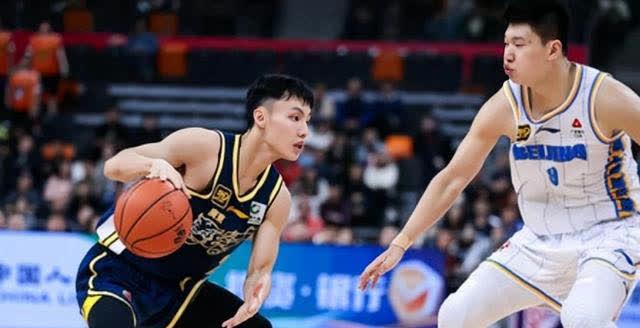 辽宁队稳坐榜首，实力突出展现