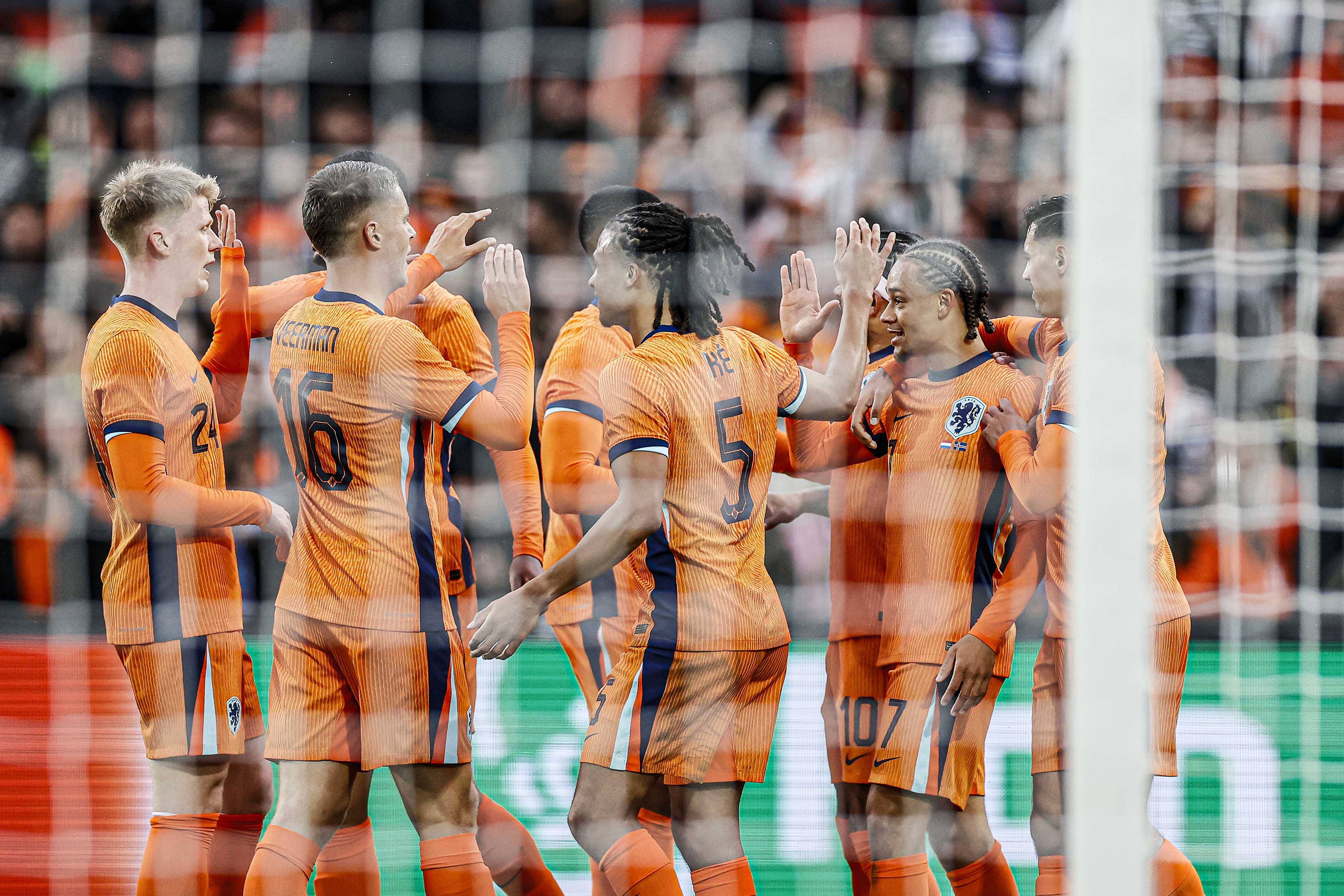 荷兰联赛球队在国际比赛中创造历史