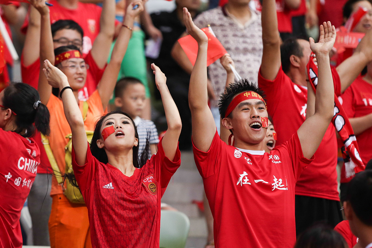 包含热血沸腾的比赛高潮:球员拼搏精神可嘉的词条 包含热血沸腾的比赛高潮:球员拼搏精神可嘉的词条