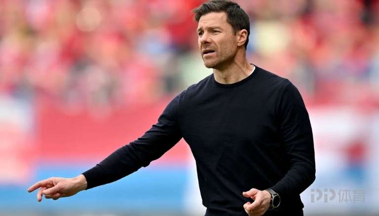 包含赛前专访：皇家马德里主帅谈世俱杯目标的词条