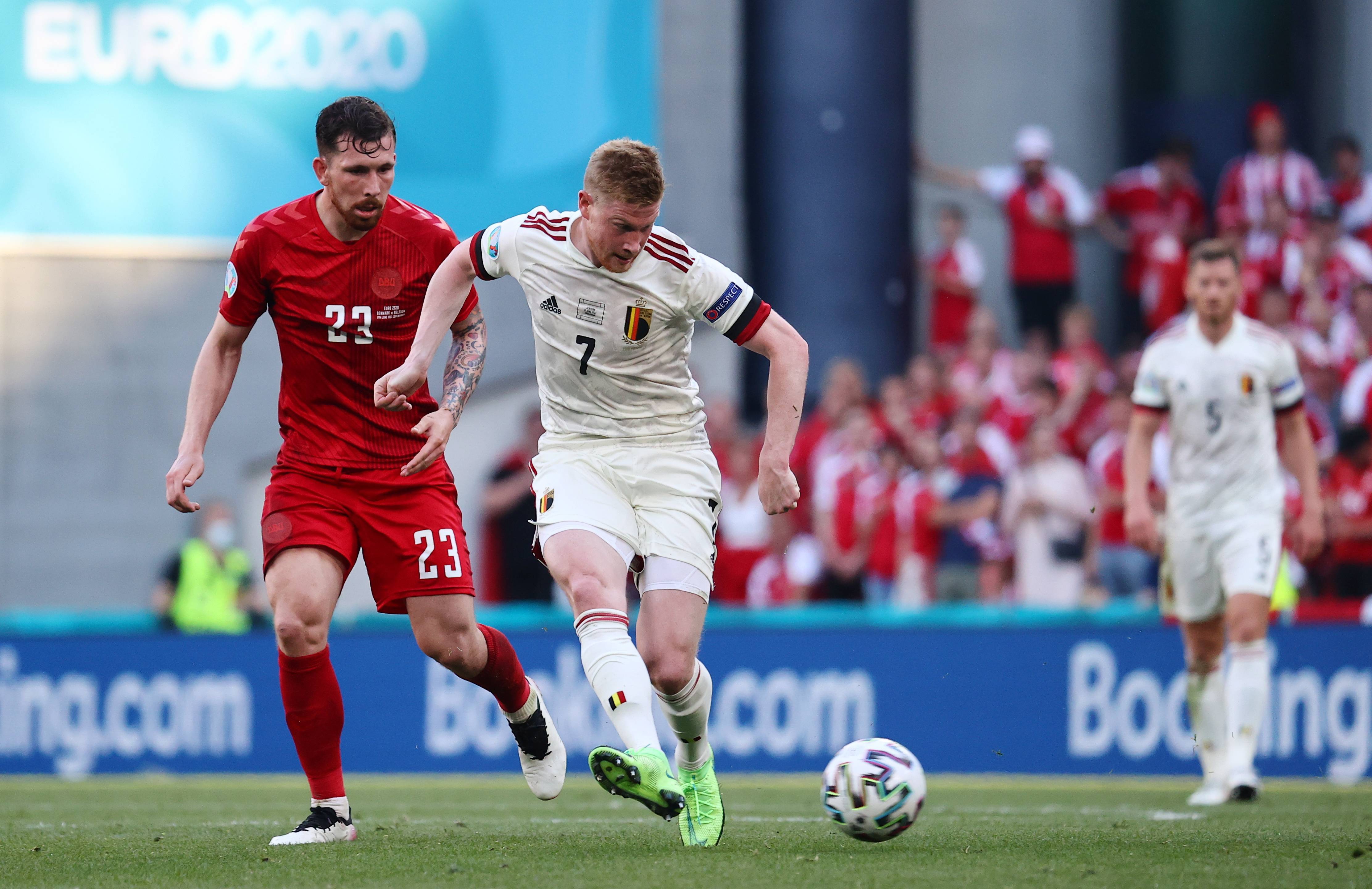 比利时队在比赛中表现出色，取得胜利的简单介绍