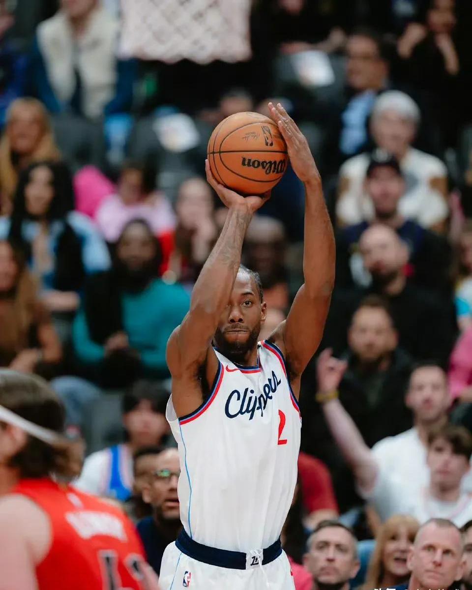 关于快船避免一战失利，保住榜首位置的信息