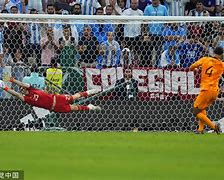 关于黑彼得堡主场战平斯威特丹，卡雷被罚点球入网的信息