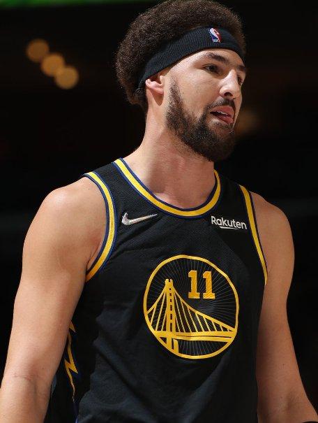 弗赖堡队长表现出色，成为球队精神支柱的简单介绍