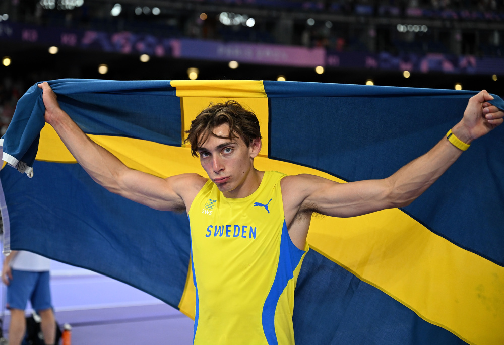 瑞典选手在田径赛场创造纪录夺冠
