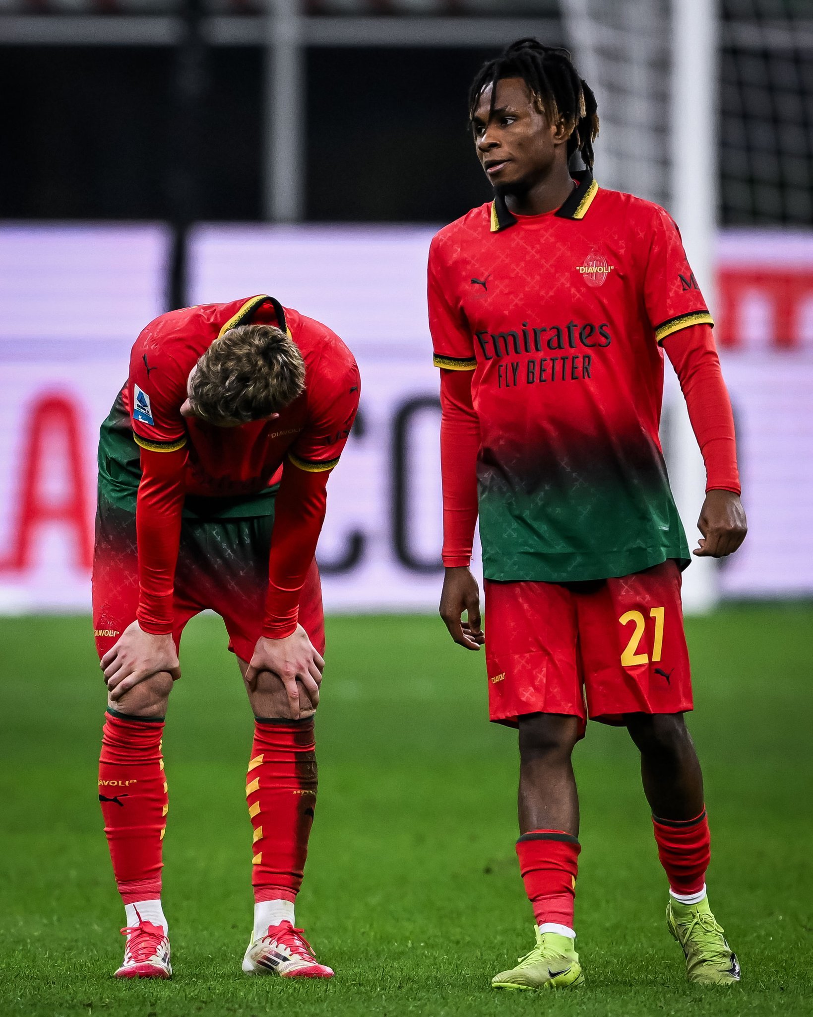 AC米兰惨败，榜首位置动摇不止