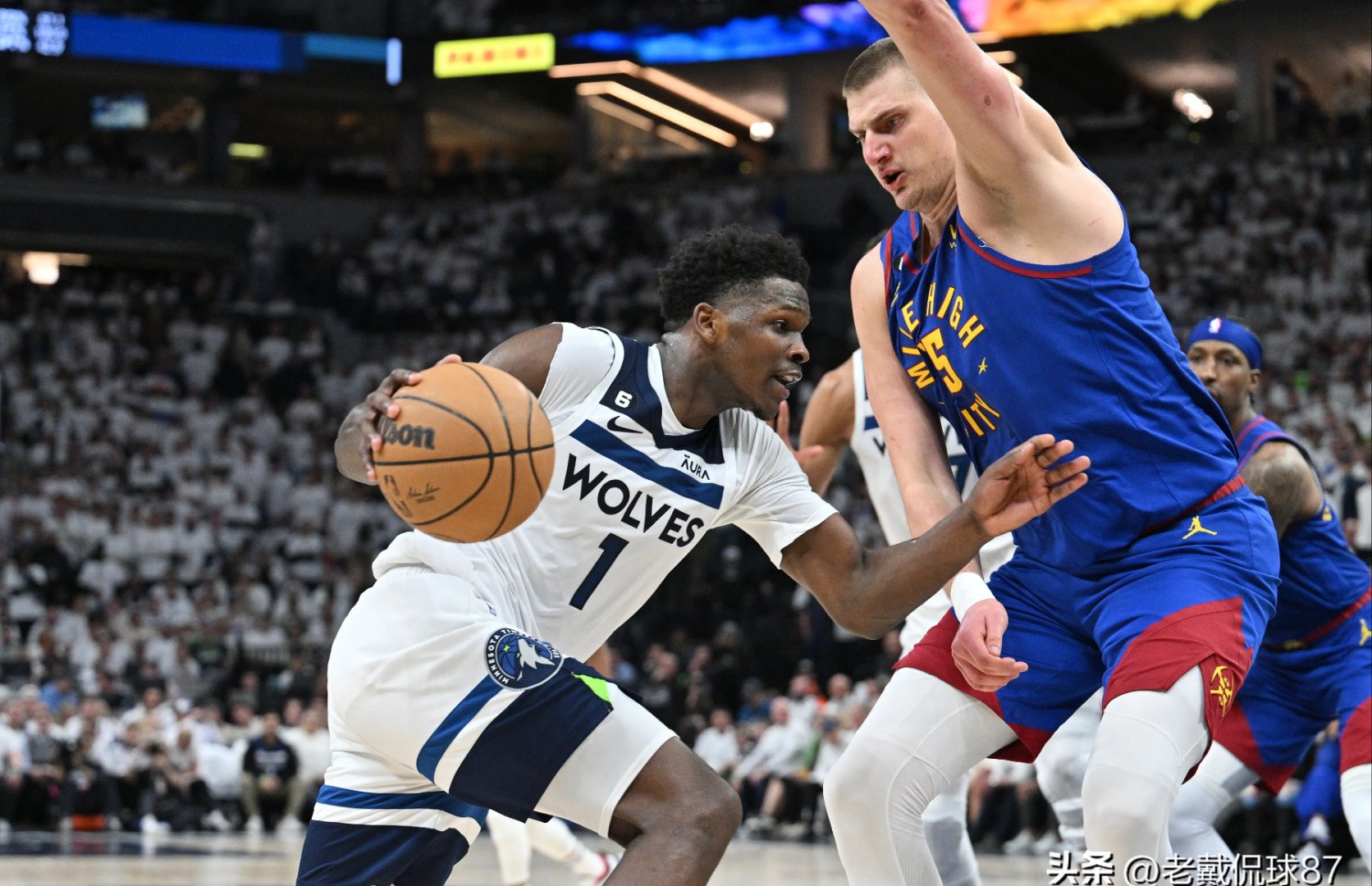 灰熊客场惊险取胜马刺,结束连败 灰熊客场惊险取胜马刺,结束连败