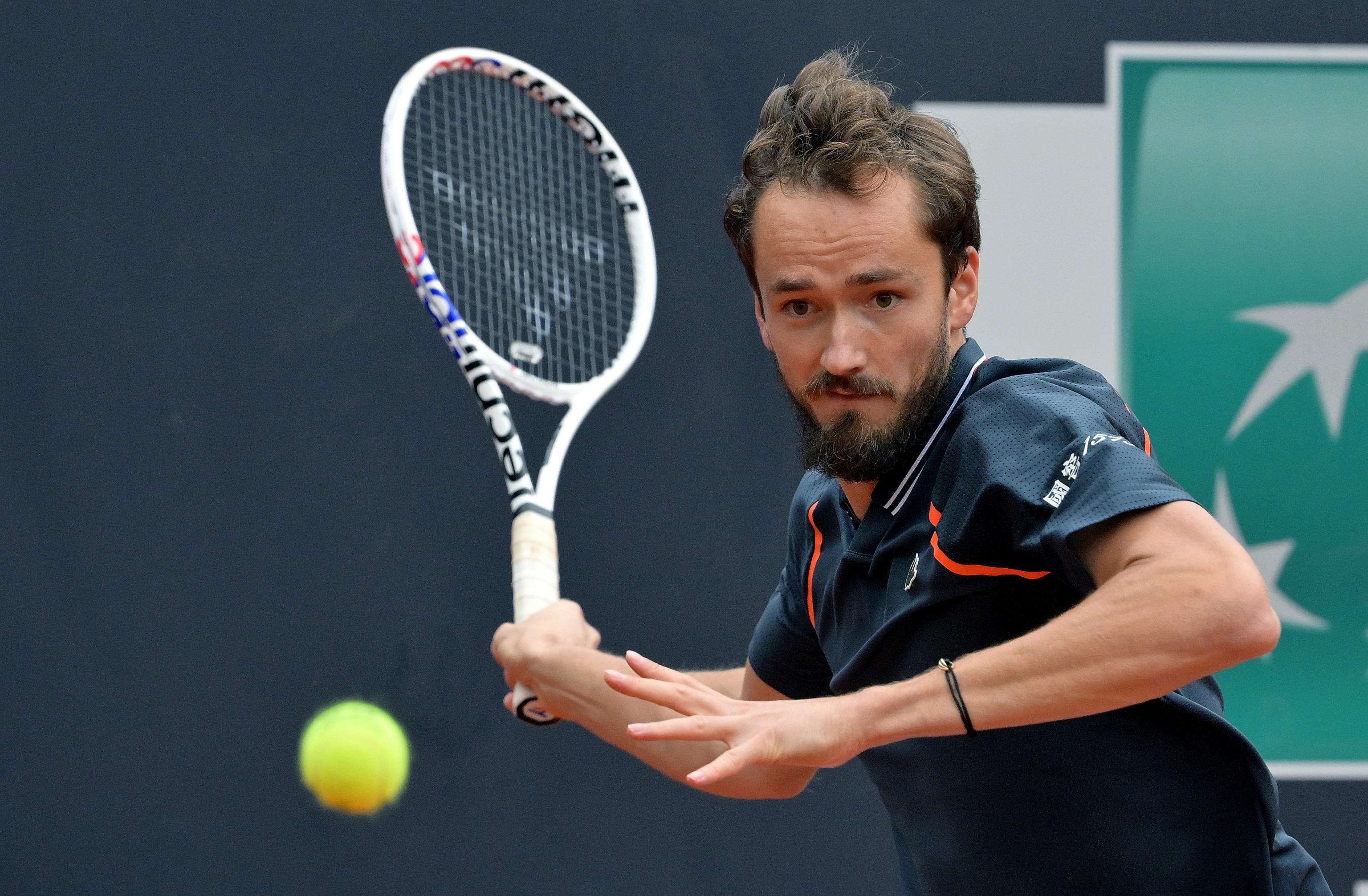 关于拉沃尔杯鏖战美网，梅德韦杰夫点燃赛场的信息