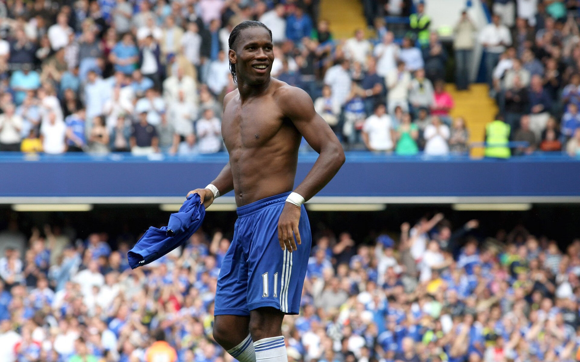 开云体育入口-风暴席卷天山脚下，上海队冲垮新疆，霍勒迪獠牙撕碎联盟最强防线