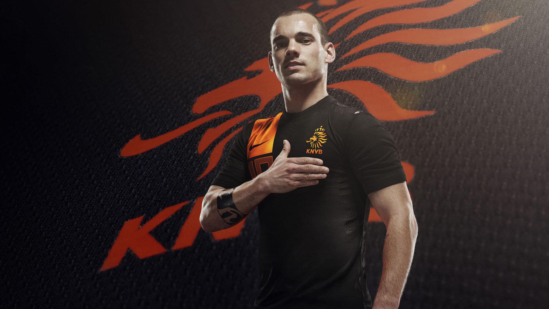 开云体育登录-铁骑狂想曲，当布克的指挥棒刺穿篮网黄昏