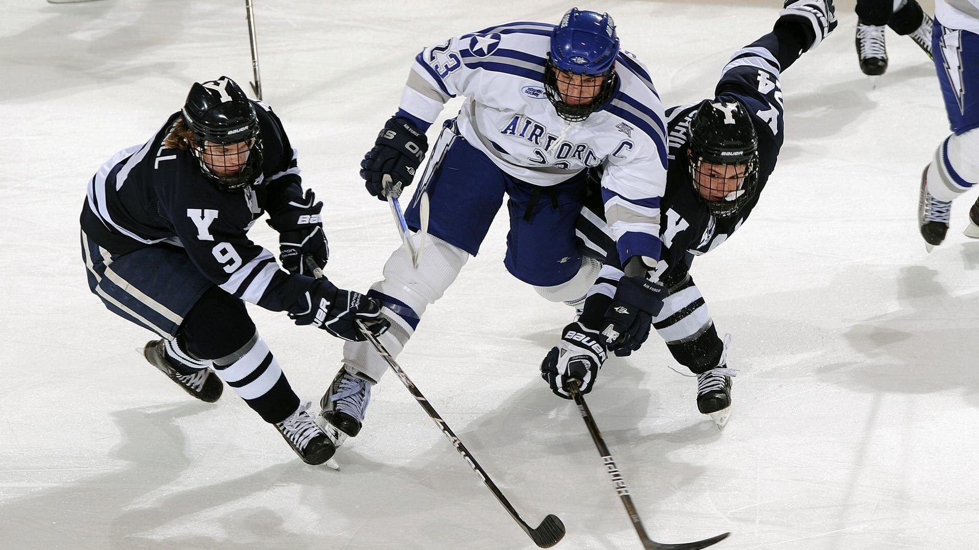 蓝衣军团与虚拟神锋,当法兰西铁蹄碾过希腊神话,哈兰德在另一个维度统治全场